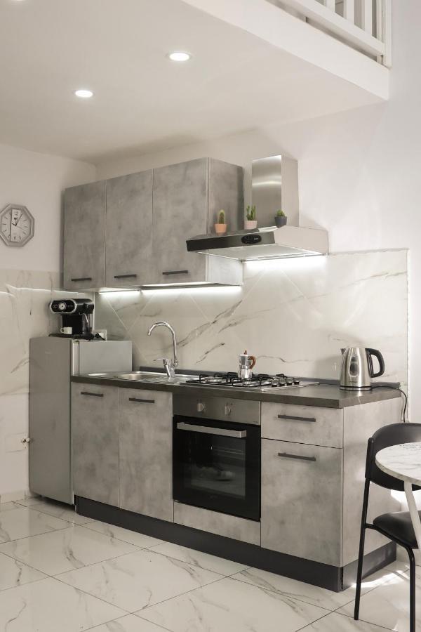 Modern By Sasy In The City Centre Napoli Dış mekan fotoğraf